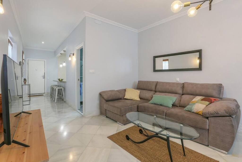 Riverwalk Suites - Puente Triana Seville Ngoại thất bức ảnh