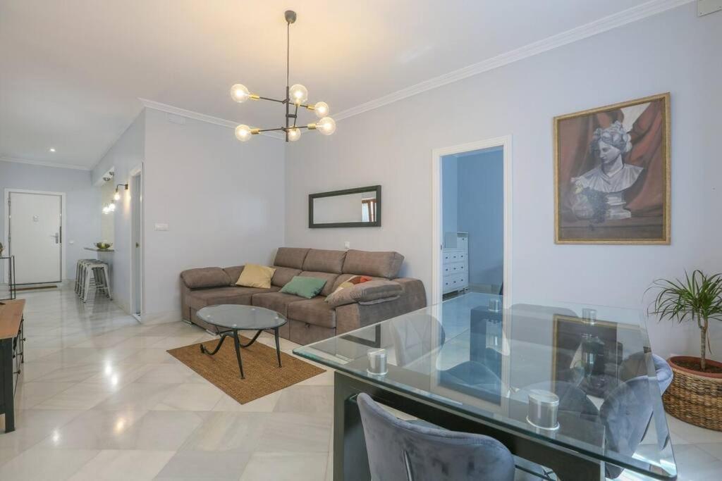 Riverwalk Suites - Puente Triana Seville Ngoại thất bức ảnh